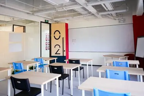 斯芬克国际艺术高中收费标准介绍